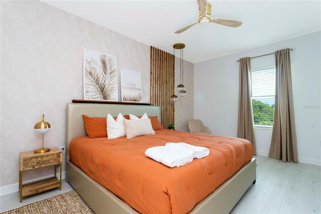 待售: $1,200,000 (8 贝兹, 7 浴室, 4164 平方英尺)