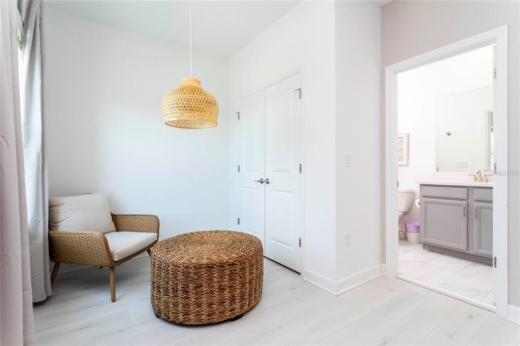 待售: $1,200,000 (8 贝兹, 7 浴室, 4164 平方英尺)