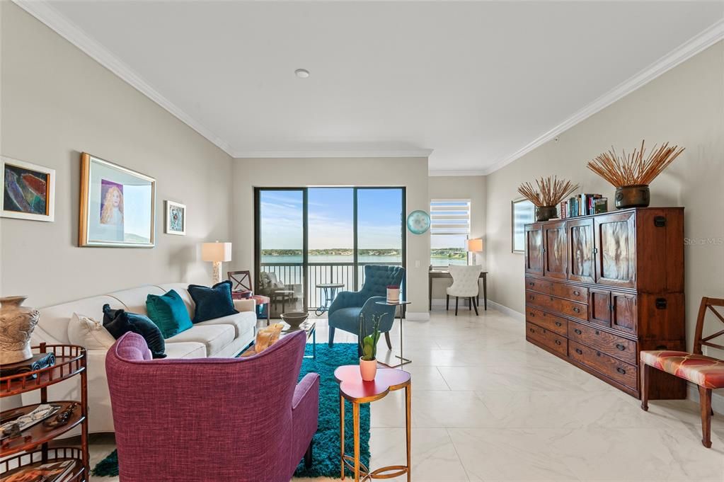 待售: $380,000 (2 贝兹, 2 浴室, 1402 平方英尺)