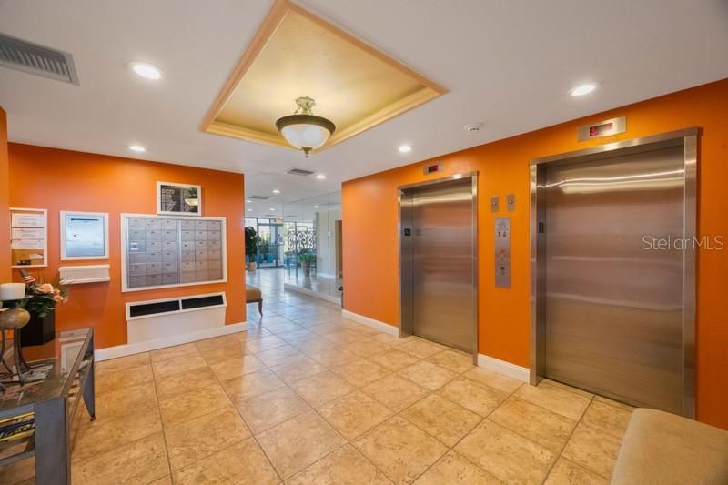 En Venta: $420,000 (2 camas, 2 baños, 1300 Pies cuadrados)