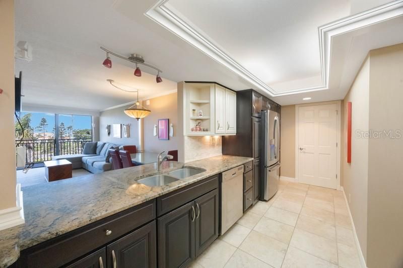 En Venta: $420,000 (2 camas, 2 baños, 1300 Pies cuadrados)