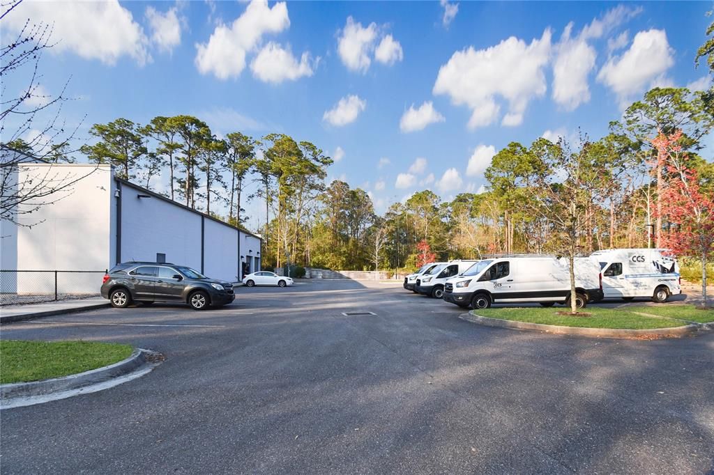 合同活跃: $3,200,000 (0 贝兹, 0 浴室, 0 平方英尺)