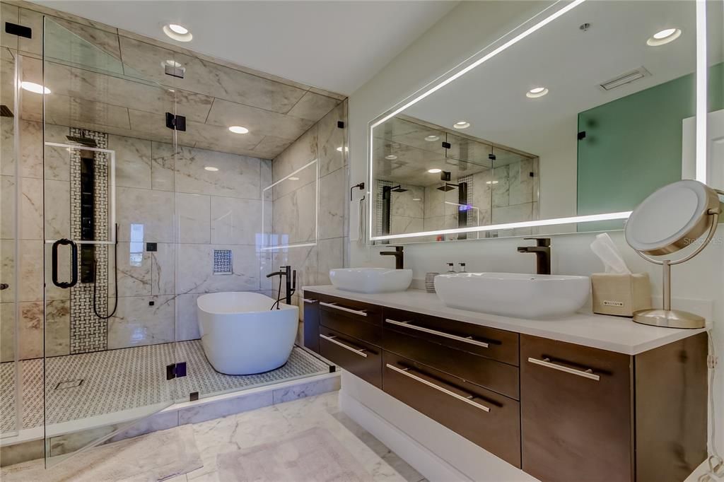 For Rent: $10,000 (4 beds, 3 baths, 3340 Square Feet)