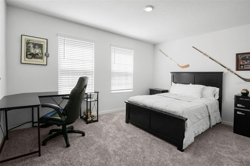 待售: $424,000 (4 贝兹, 2 浴室, 2964 平方英尺)