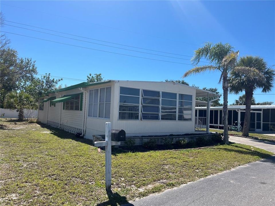 For Sale: $75,000 (2 beds, 1 baths, 768 Square Feet)