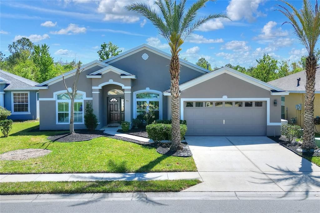 Recently Sold: $395,000 (4 beds, 2 baths, 2381 Square Feet)