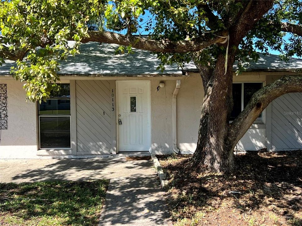 Recently Rented: $1,450 (2 beds, 2 baths, 948 Square Feet)
