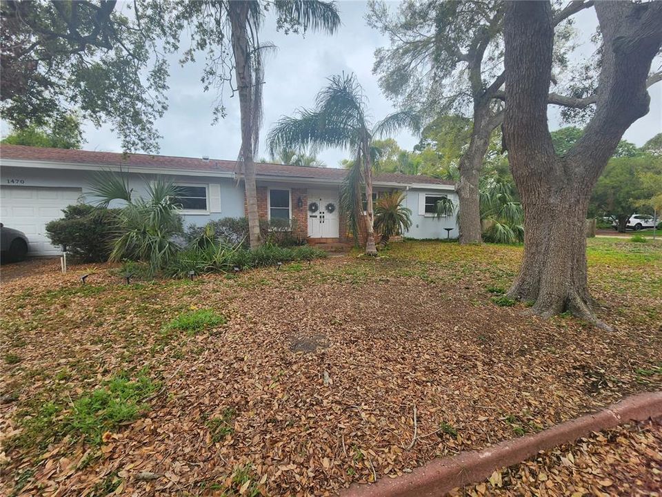 Recently Sold: $350,000 (2 beds, 2 baths, 1188 Square Feet)