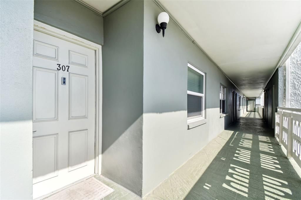 For Rent: $1,500 (2 beds, 1 baths, 1085 Square Feet)