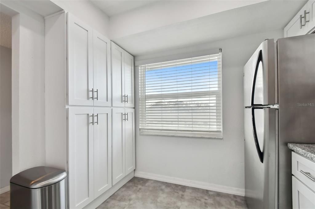 For Rent: $1,500 (2 beds, 1 baths, 1085 Square Feet)