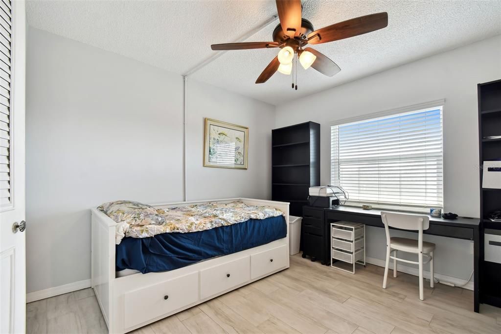 For Rent: $1,500 (2 beds, 1 baths, 1085 Square Feet)