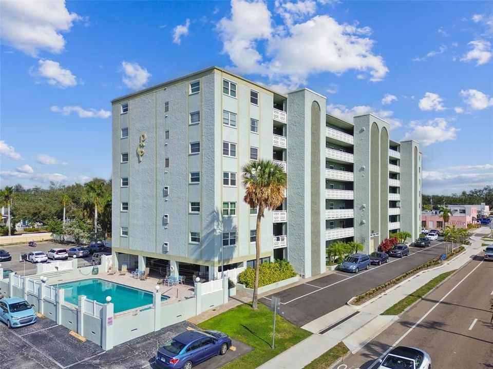 For Rent: $1,500 (2 beds, 1 baths, 1085 Square Feet)