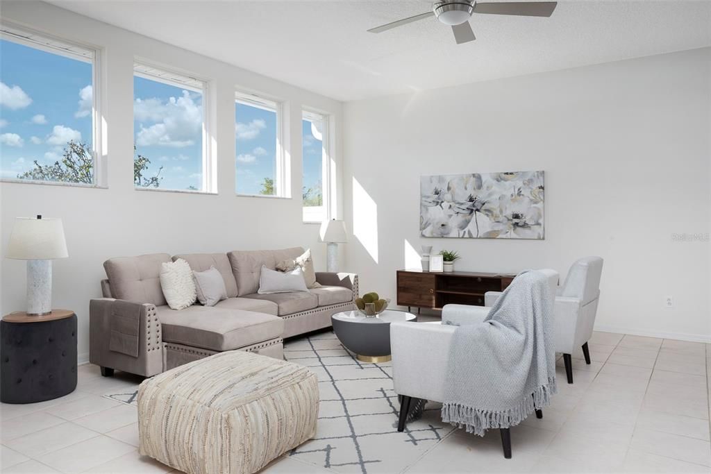 待售: $849,999 (4 贝兹, 2 浴室, 2698 平方英尺)