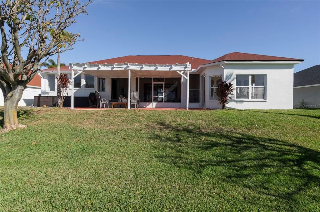 待售: $849,999 (4 贝兹, 2 浴室, 2698 平方英尺)