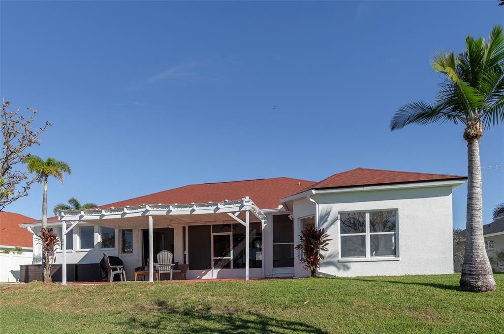 待售: $849,999 (4 贝兹, 2 浴室, 2698 平方英尺)