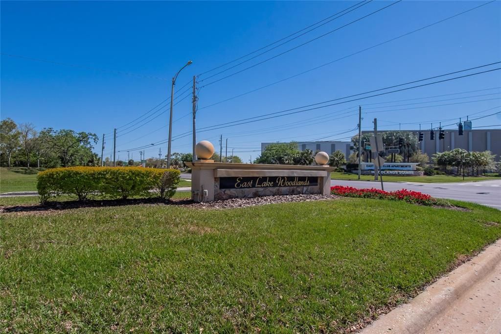 For Sale: $399,999 (2 beds, 2 baths, 1500 Square Feet)