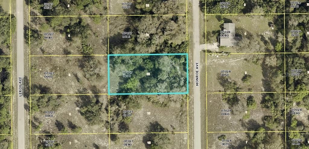 En Venta: $29,900 (0.50 acres)