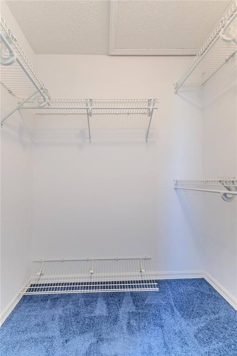 En Venta: $1,250,000 (5 camas, 3 baños, 4575 Pies cuadrados)