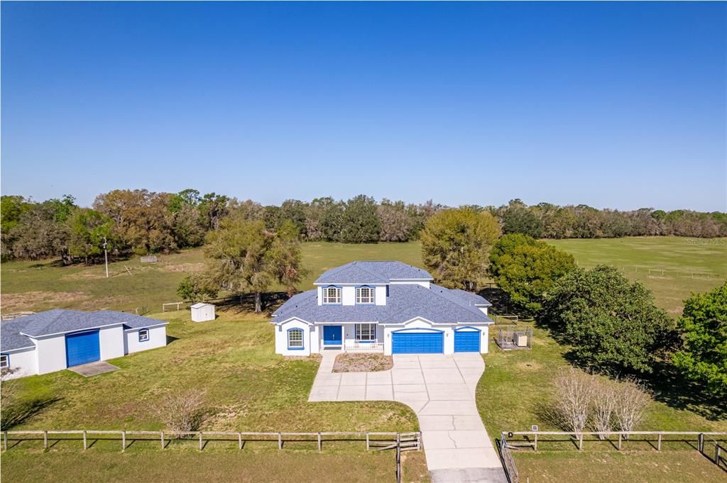 En Venta: $1,250,000 (5 camas, 3 baños, 4575 Pies cuadrados)