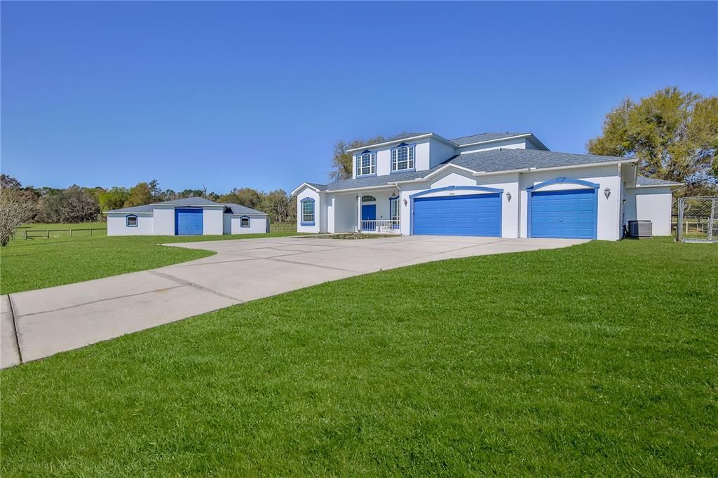 En Venta: $1,250,000 (5 camas, 3 baños, 4575 Pies cuadrados)