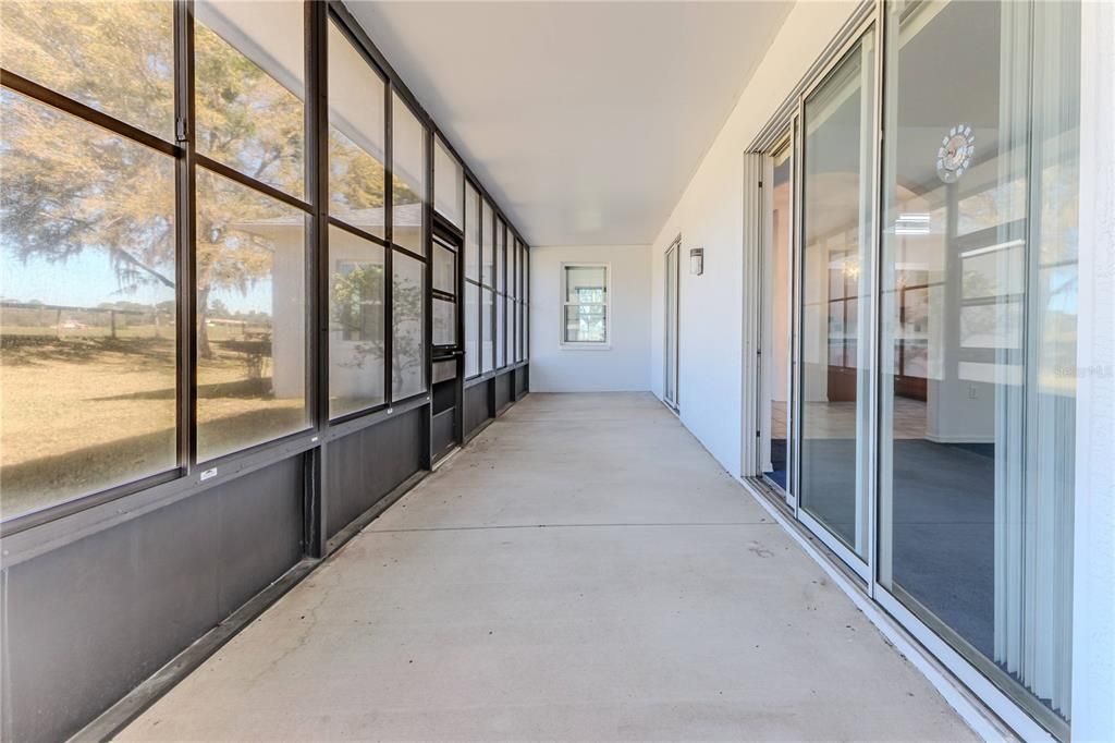 En Venta: $1,250,000 (5 camas, 3 baños, 4575 Pies cuadrados)