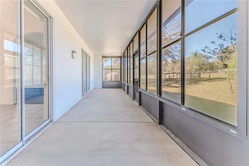 En Venta: $1,250,000 (5 camas, 3 baños, 4575 Pies cuadrados)