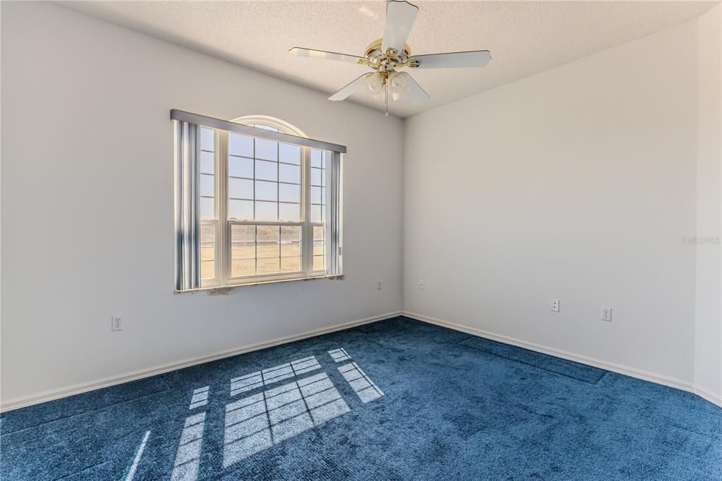 En Venta: $1,250,000 (5 camas, 3 baños, 4575 Pies cuadrados)