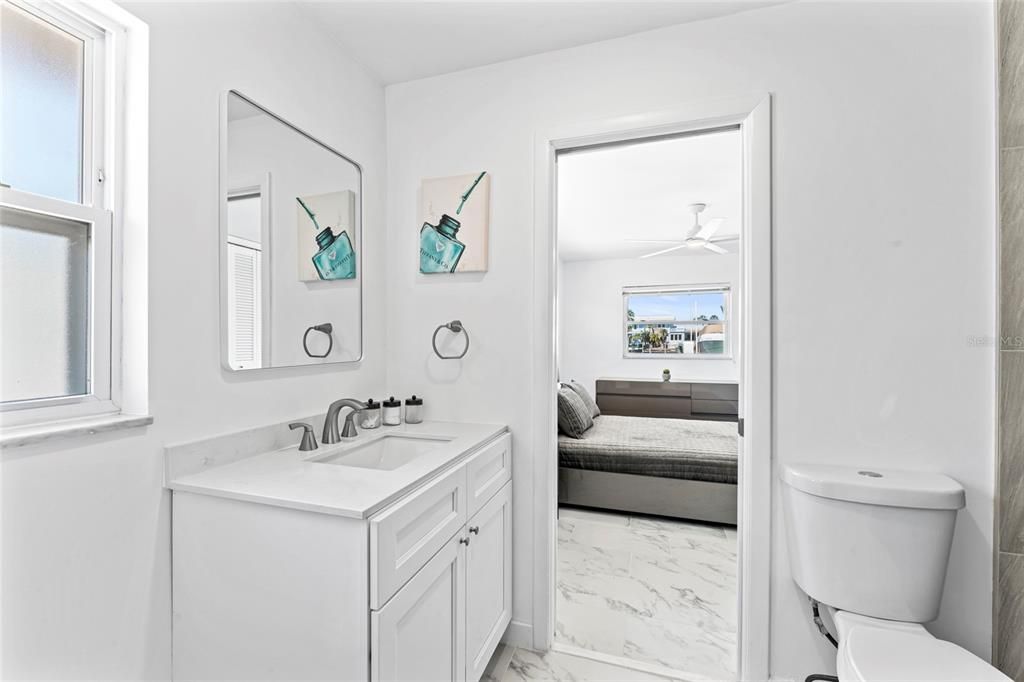 В аренду: $8,000 (4 спален, 3 ванн, 1846 Квадратных фут)