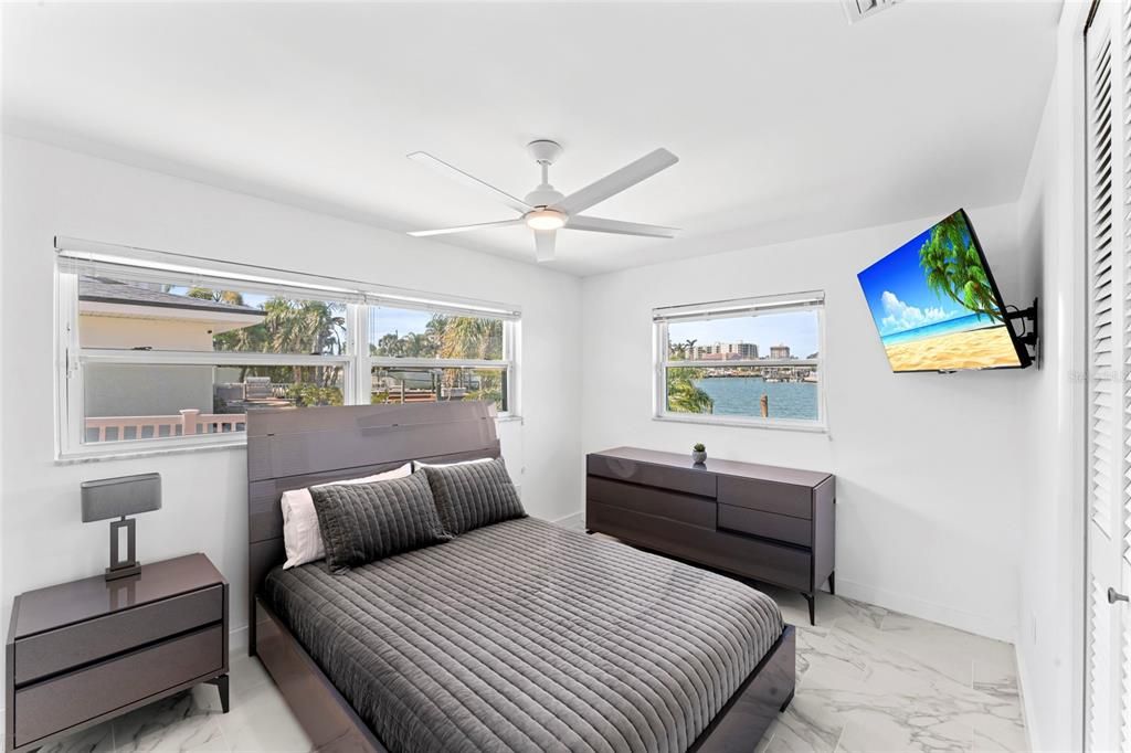 В аренду: $8,000 (4 спален, 3 ванн, 1846 Квадратных фут)