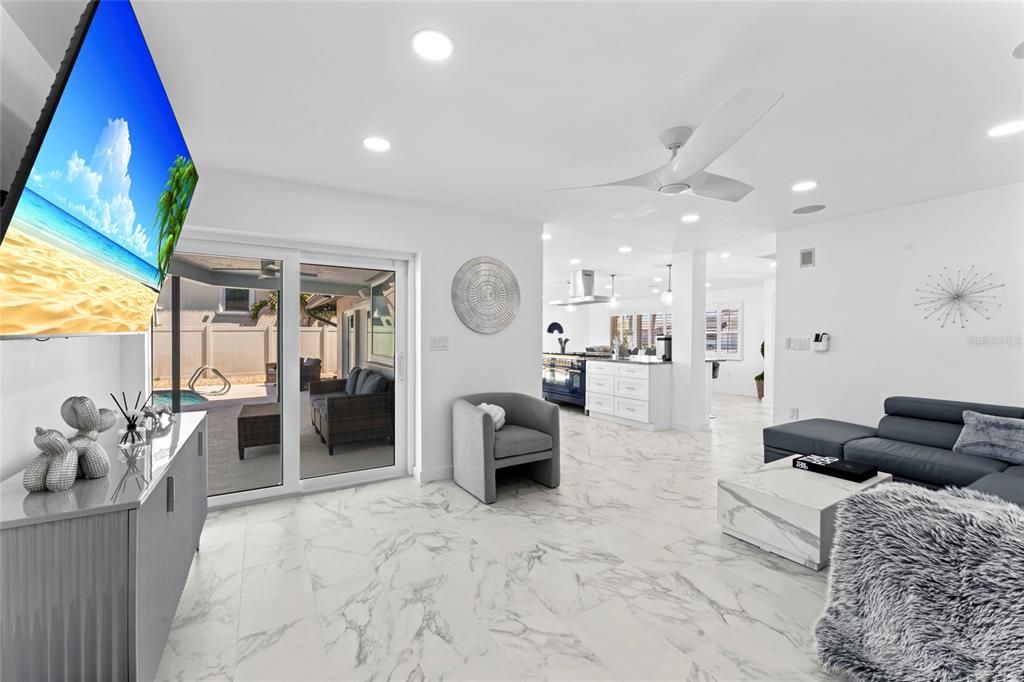 В аренду: $8,000 (4 спален, 3 ванн, 1846 Квадратных фут)