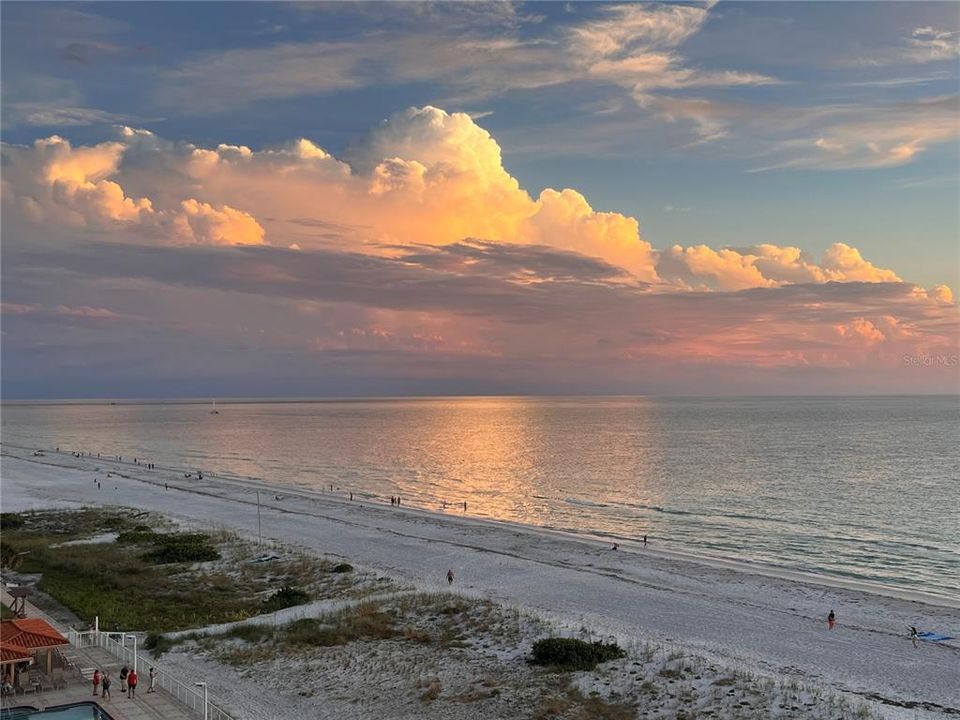 На продажу: $395,000 (1 спален, 1 ванн, 775 Квадратных фут)