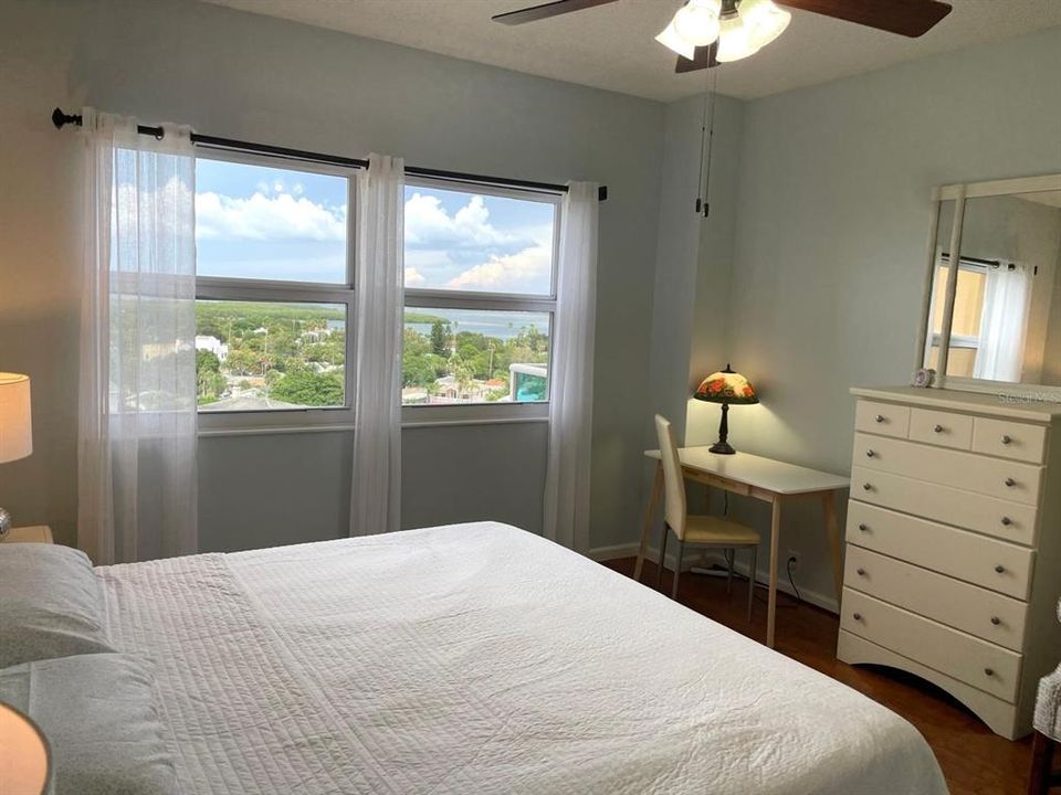 На продажу: $395,000 (1 спален, 1 ванн, 775 Квадратных фут)