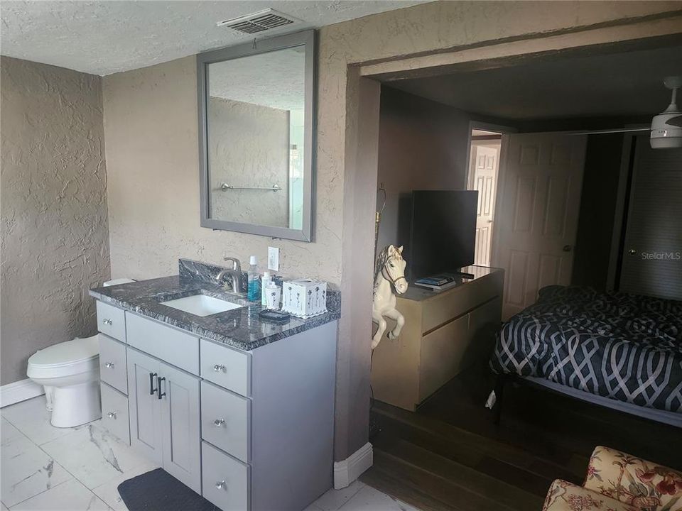 For Sale: $276,000 (3 beds, 3 baths, 1330 Square Feet)