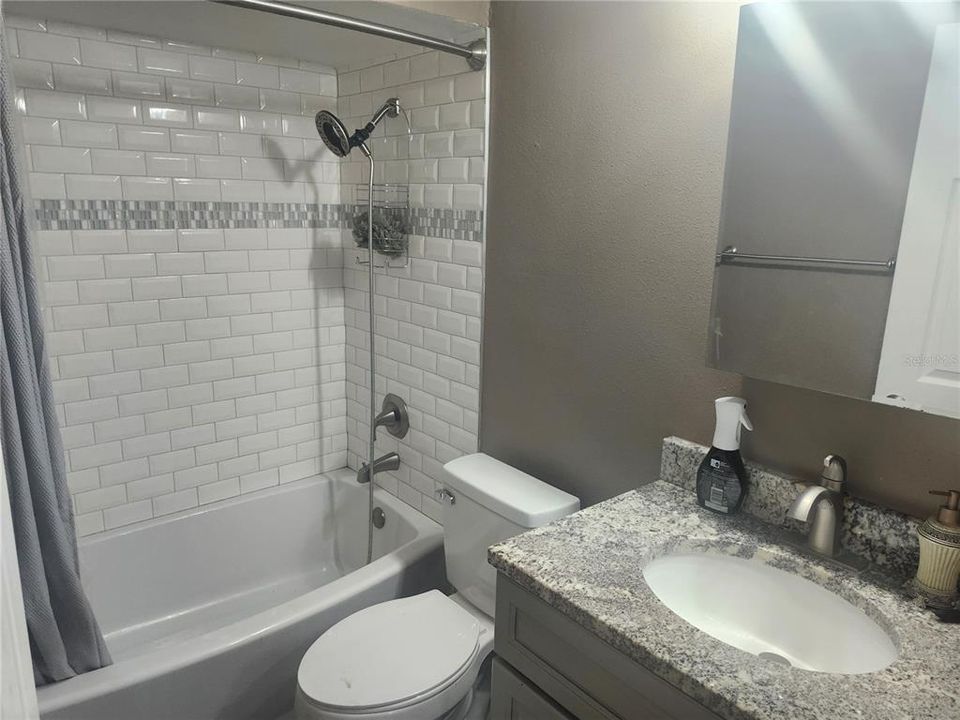 For Sale: $276,000 (3 beds, 3 baths, 1330 Square Feet)