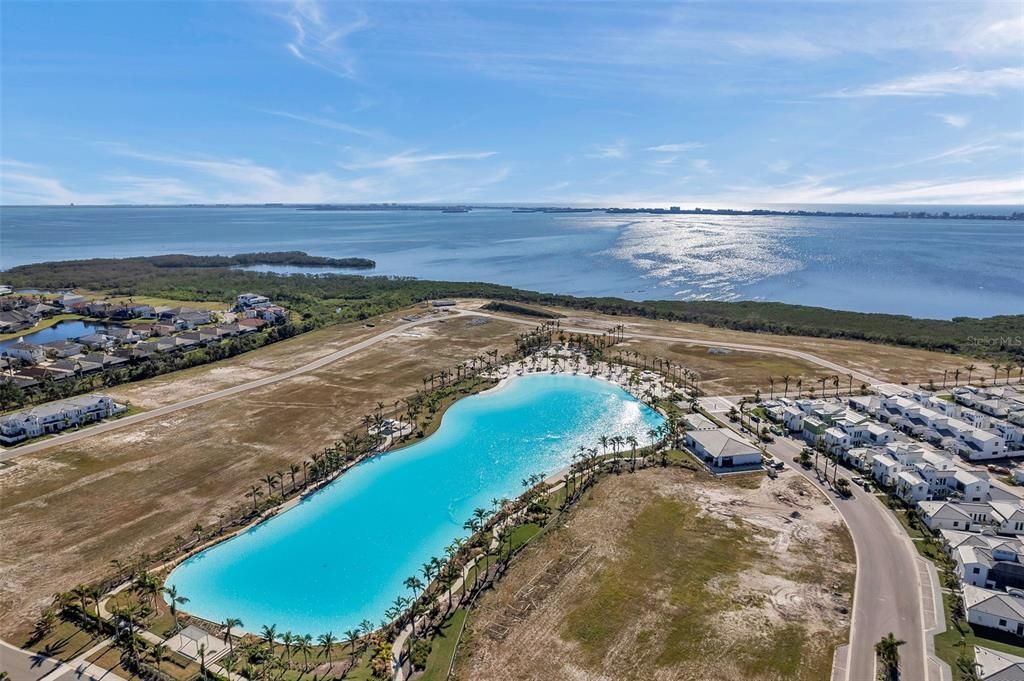 出租: $12,500 (4 贝兹, 4 浴室, 4041 平方英尺)