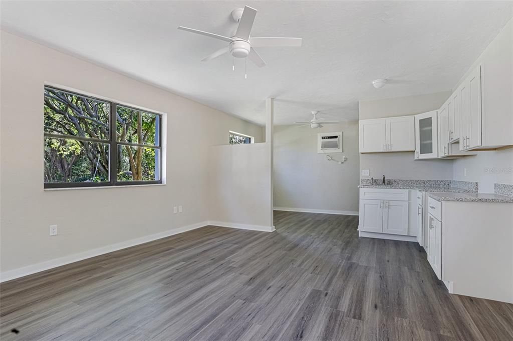 待售: $999,000 (5 贝兹, 4 浴室, 3304 平方英尺)