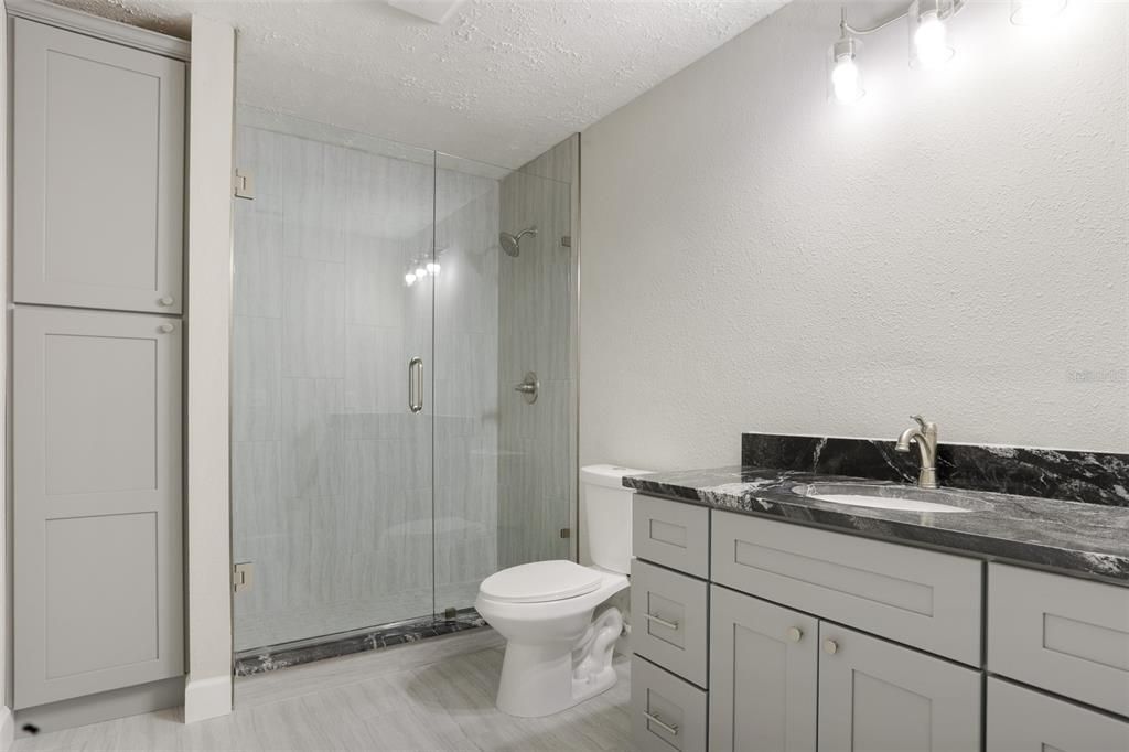 待售: $999,000 (5 贝兹, 4 浴室, 3304 平方英尺)