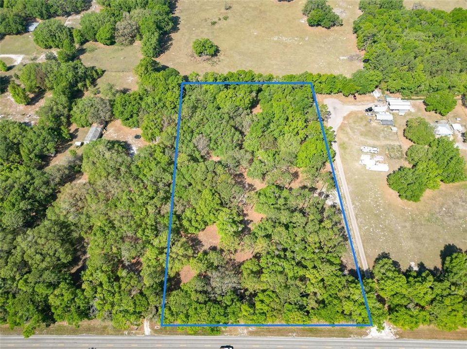 Vendido Recientemente: $300,000 (5.02 acres)