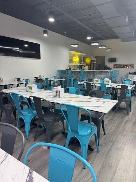 En Venta: $265,000 (0 camas, 0 baños, 1408 Pies cuadrados)