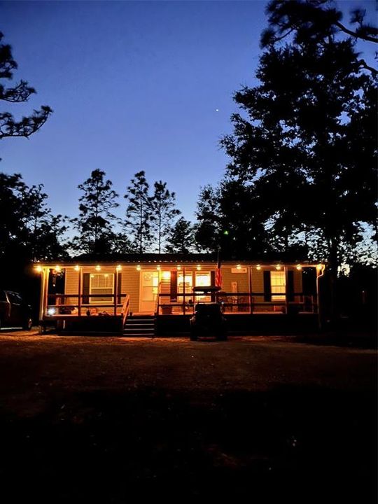 For Sale: $245,000 (3 beds, 2 baths, 1040 Square Feet)