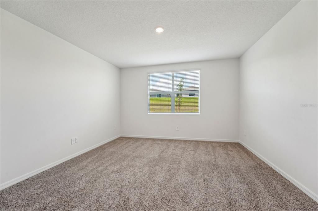 待售: $282,810 (4 贝兹, 2 浴室, 1840 平方英尺)