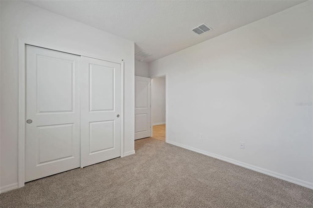 待售: $282,810 (4 贝兹, 2 浴室, 1840 平方英尺)