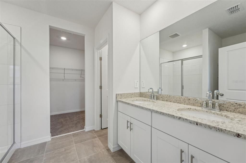 待售: $282,810 (4 贝兹, 2 浴室, 1840 平方英尺)