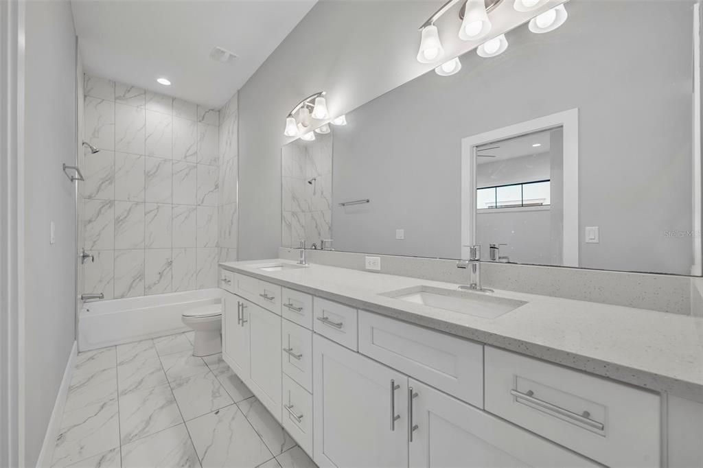 For Rent: $3,400 (3 beds, 3 baths, 2127 Square Feet)