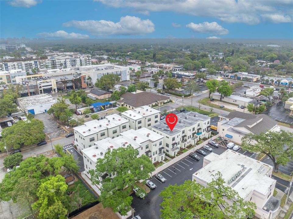 For Rent: $3,400 (3 beds, 3 baths, 2127 Square Feet)
