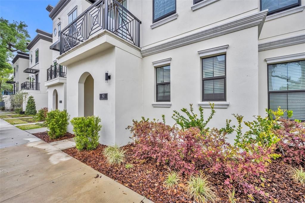 For Rent: $3,400 (3 beds, 3 baths, 2127 Square Feet)