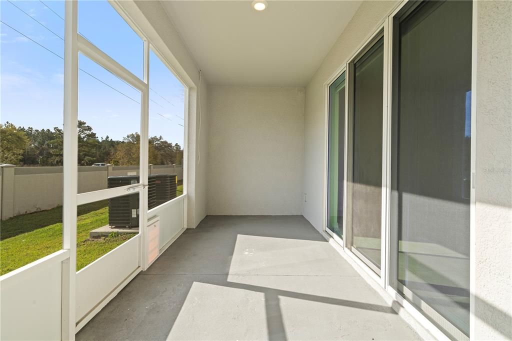 For Rent: $2,200 (3 beds, 2 baths, 1673 Square Feet)