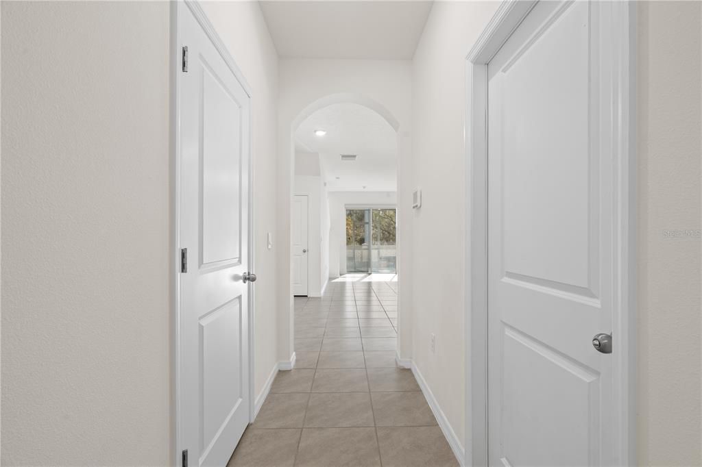 For Rent: $2,200 (3 beds, 2 baths, 1673 Square Feet)