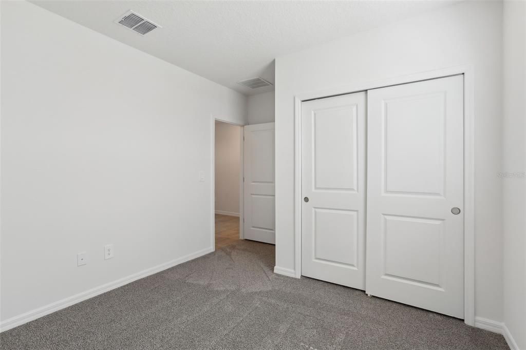 На продажу: $310,710 (4 спален, 2 ванн, 1840 Квадратных фут)