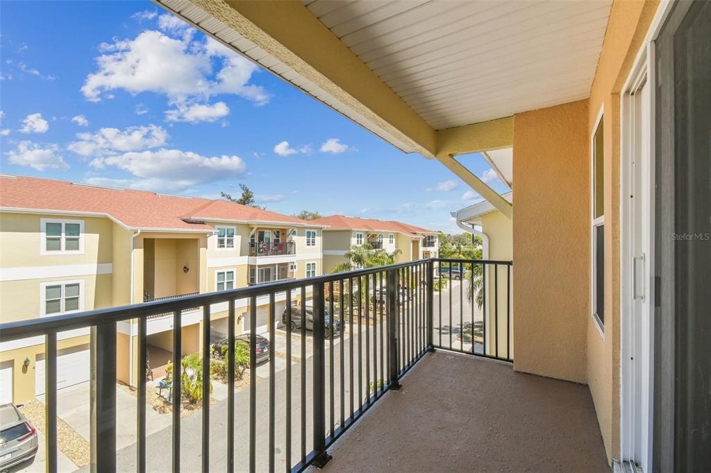 For Sale: $262,900 (3 beds, 2 baths, 1228 Square Feet)